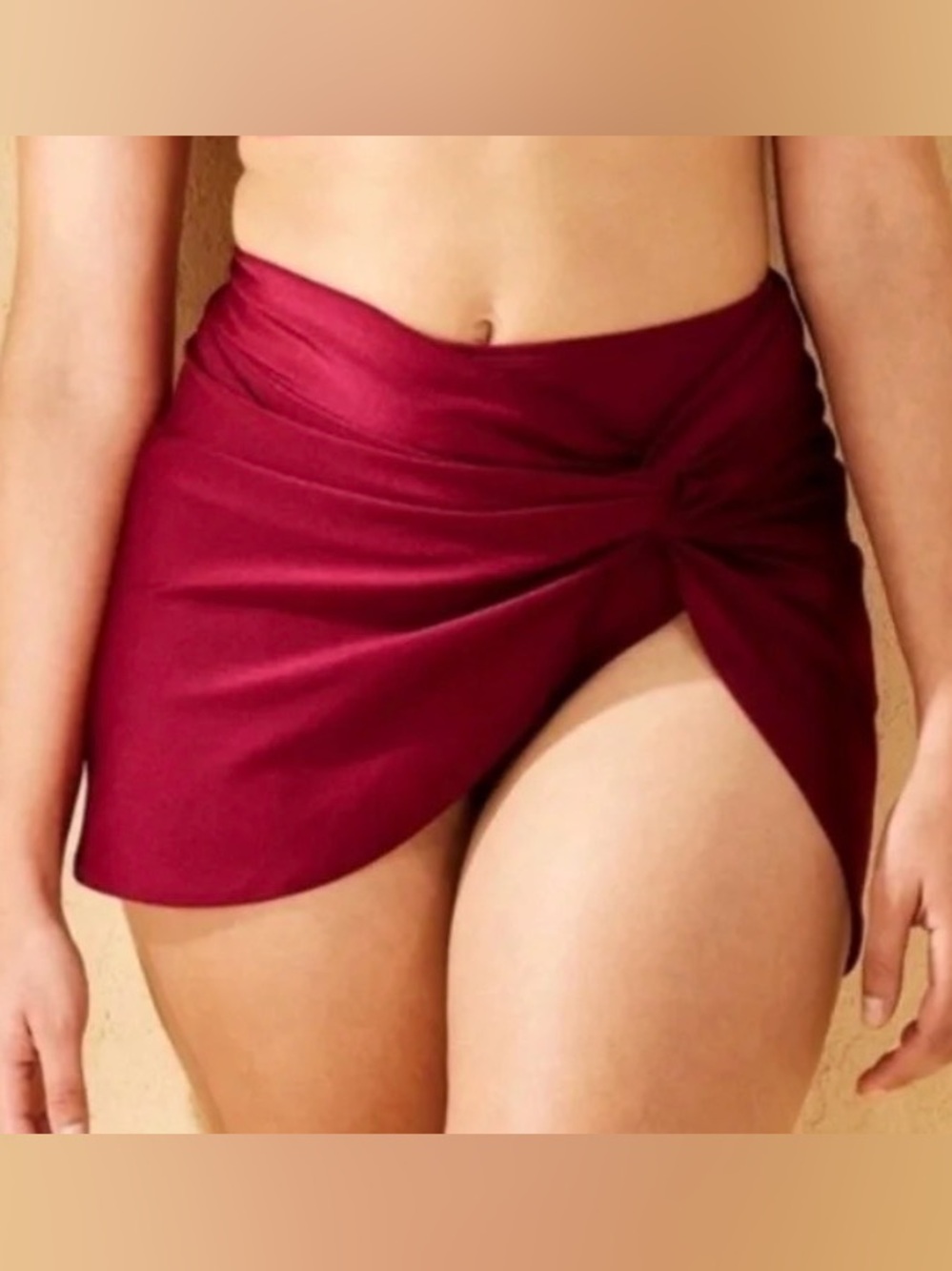 Shade & Shore Burgundy Twist- Knot Cover-Up Swim Sarong
Size Small (4-6)
New NWT